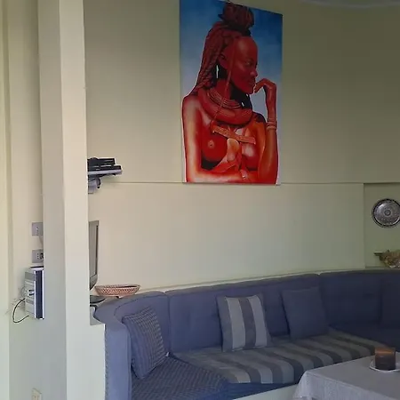 Apartment 4us: A Cosy Glamour On The Sea 4you!