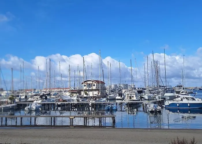 4us: A Cosy Glamour On The Sea 4you! *