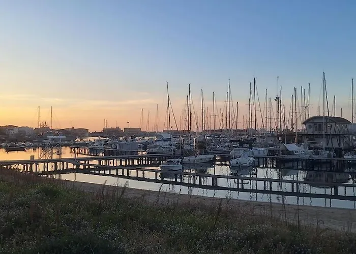 4us: A Cosy Glamour On The Sea 4you! *