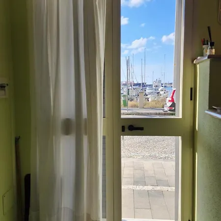 Διαμέρισμα 4us: A Cosy Glamour On The Sea 4you! Vibo Valentia Marina