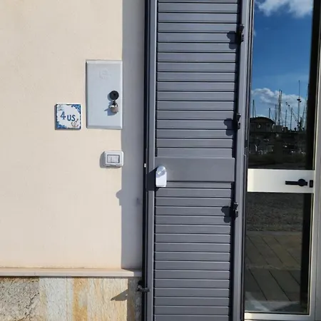 4us: A Cosy Glamour On The Sea 4you! *